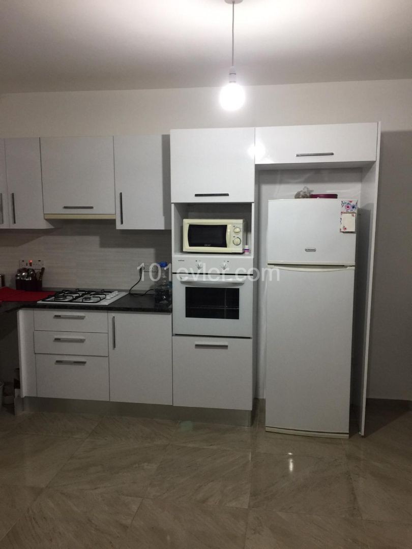 Flat To Rent in Yukarı Girne, Kyrenia