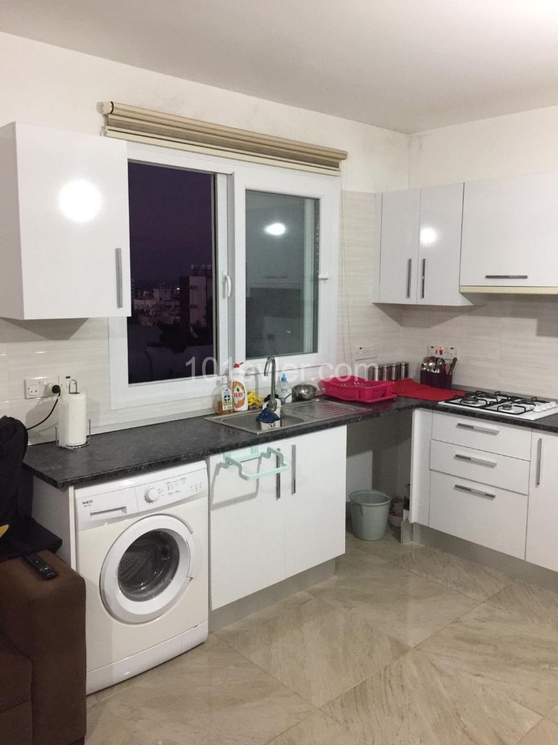 Flat To Rent in Yukarı Girne, Kyrenia