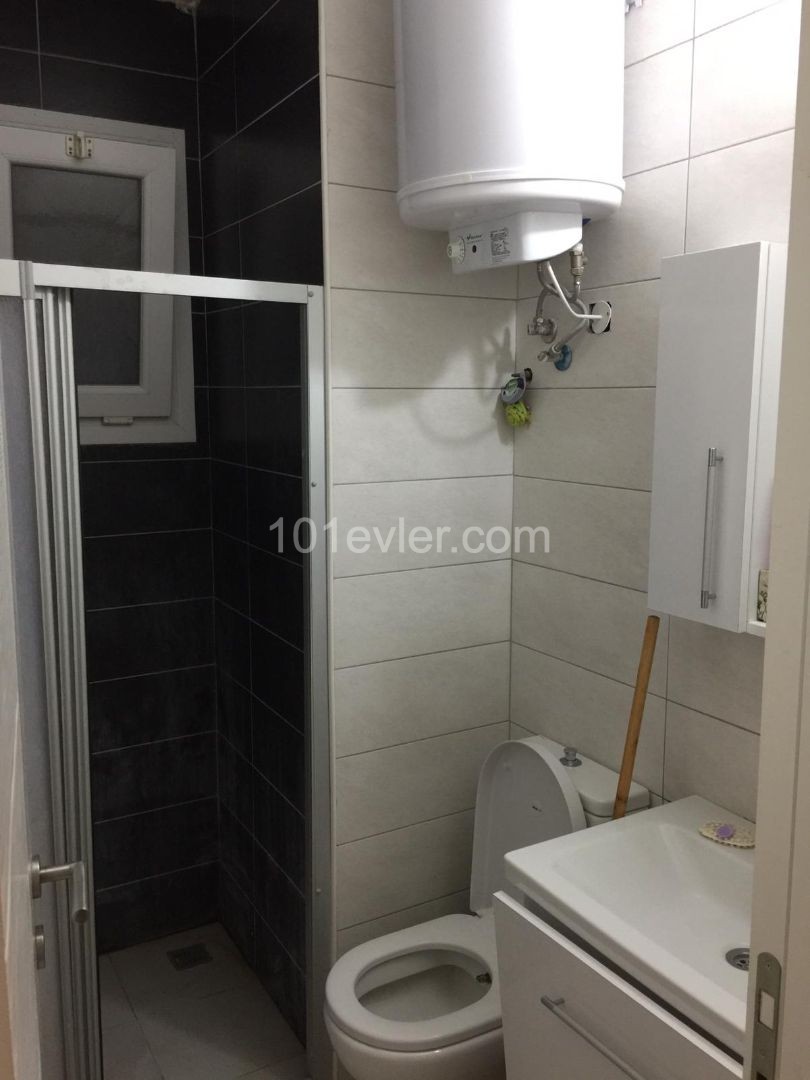 Flat To Rent in Yukarı Girne, Kyrenia