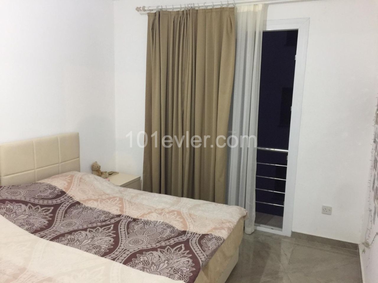 Flat To Rent in Yukarı Girne, Kyrenia