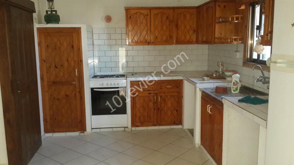 Detached House For Sale in Lapta, Kyrenia