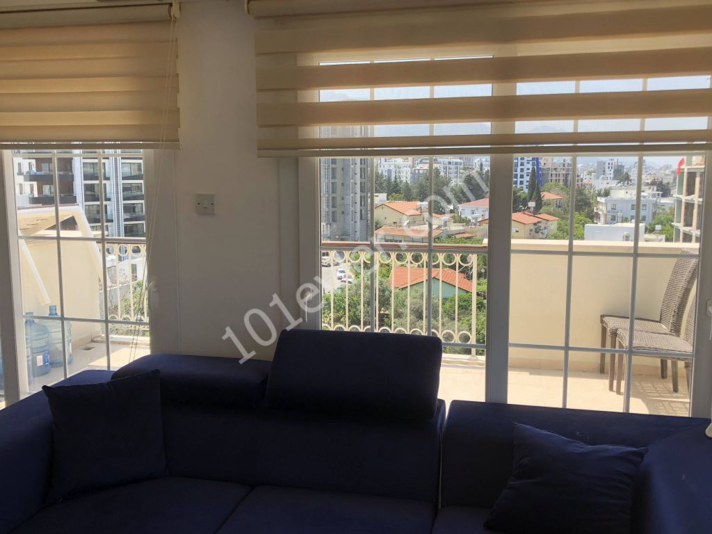 GİRNE MERKEZ'DE  2+1 FULL EŞYALI PENTHOUSE