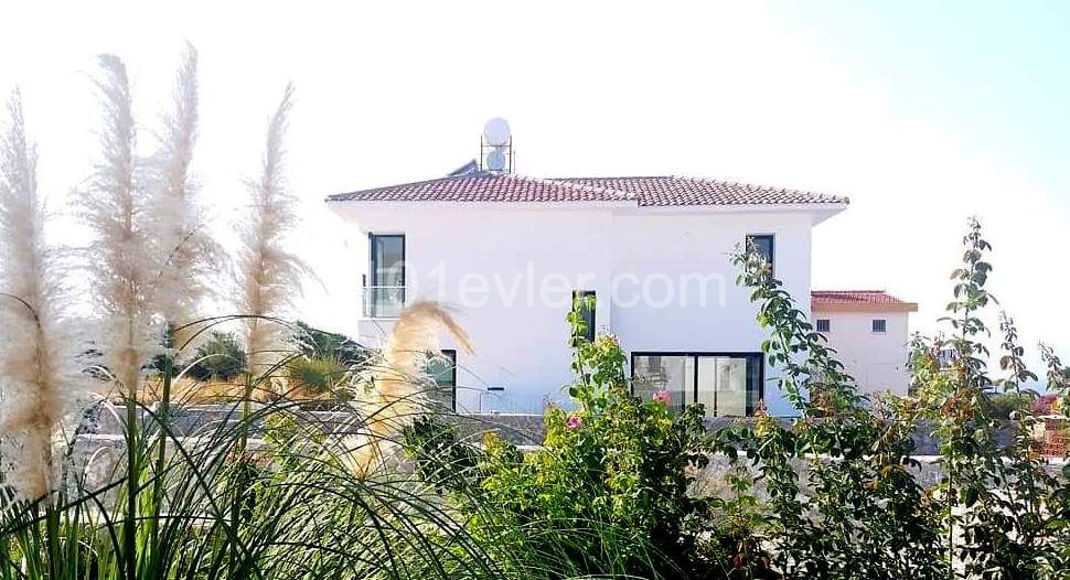 Villa For Sale in Alsancak, Kyrenia