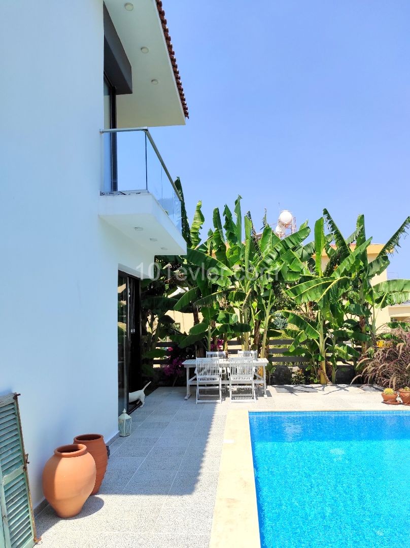 Villa For Sale in Alsancak, Kyrenia