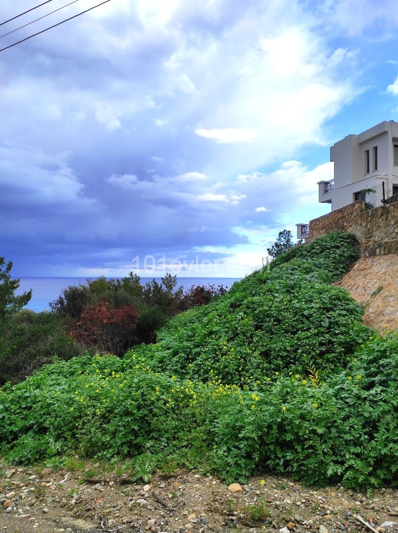 Güzelyalı Plajına Nazır Villalık Arsa