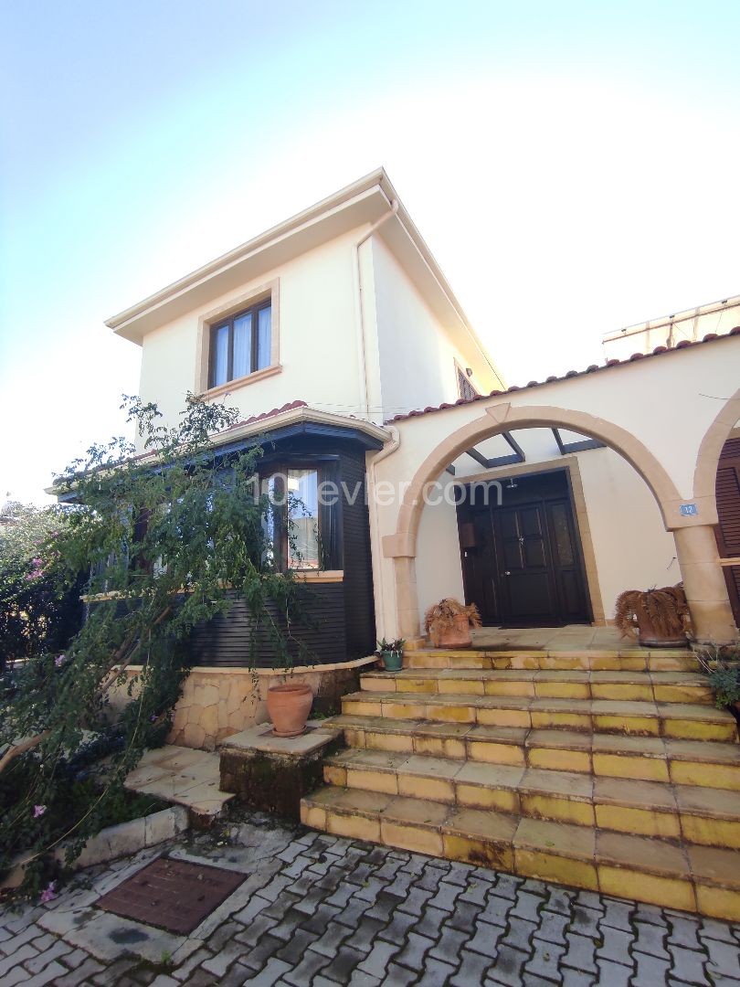 Lux Villa for Rent ** 