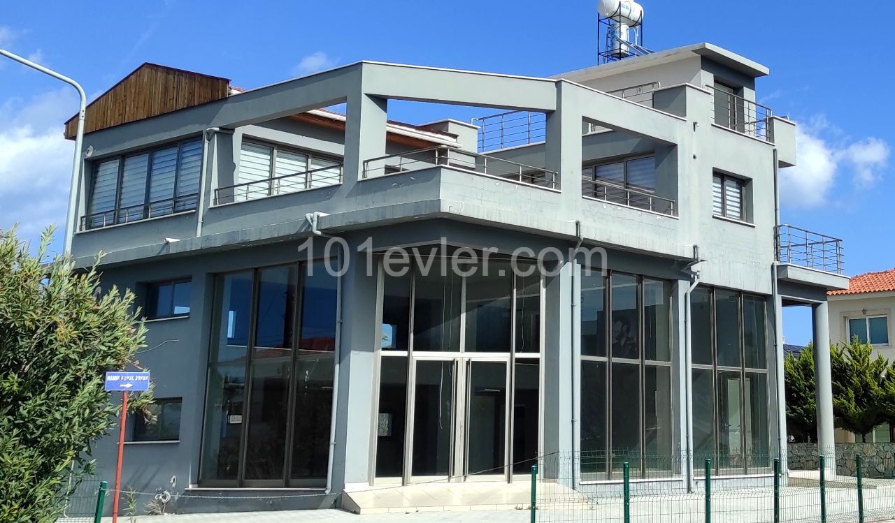 Big building for rent in Çatalköy ** 