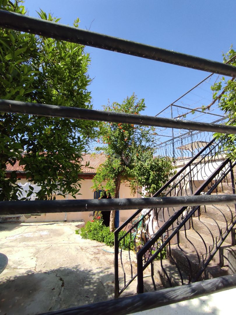 3 bedroom village house in Bellapais