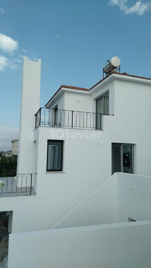 Catalkoyde Müthiş Manzarali Modern Villa