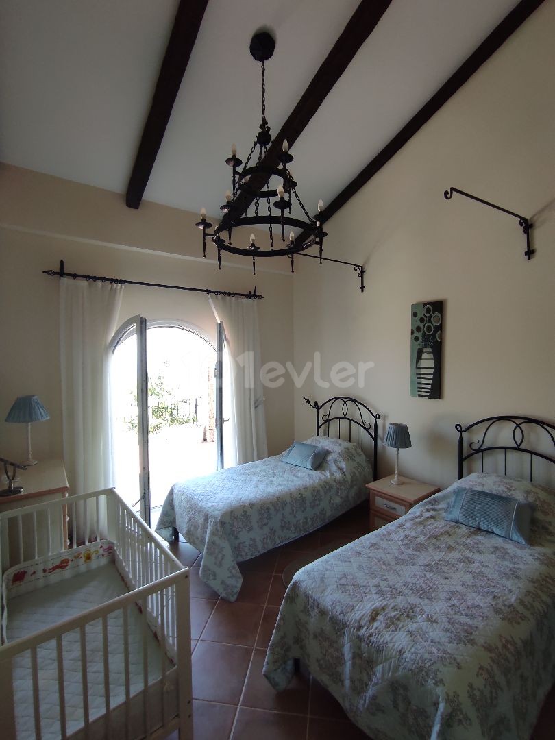 A Fully Furnished Villa Made in Turkish That Cannot Be Interrupted in an Olive Grove ** 