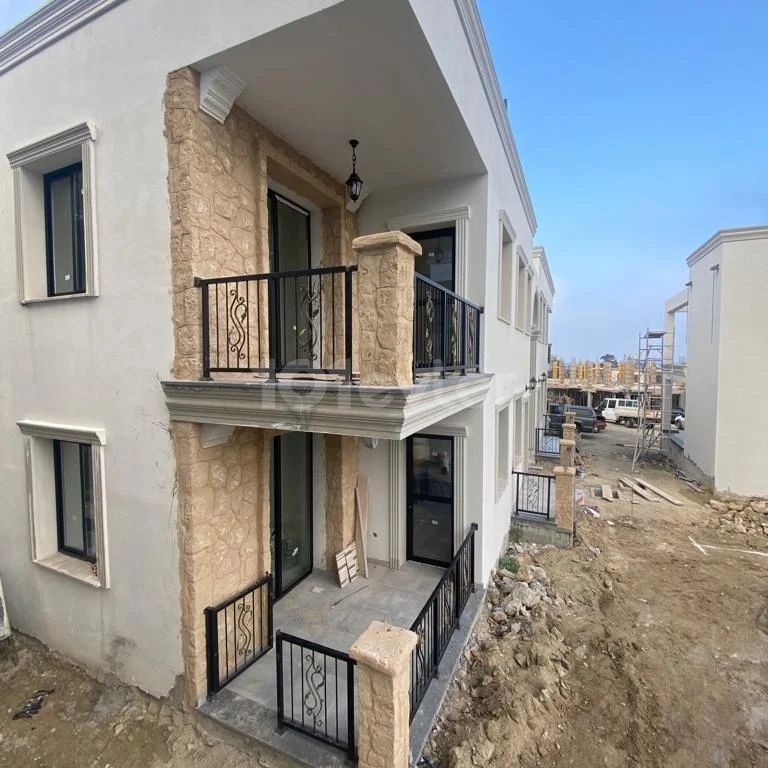 Вилла Твин Продается in Çatalköy, Кирения