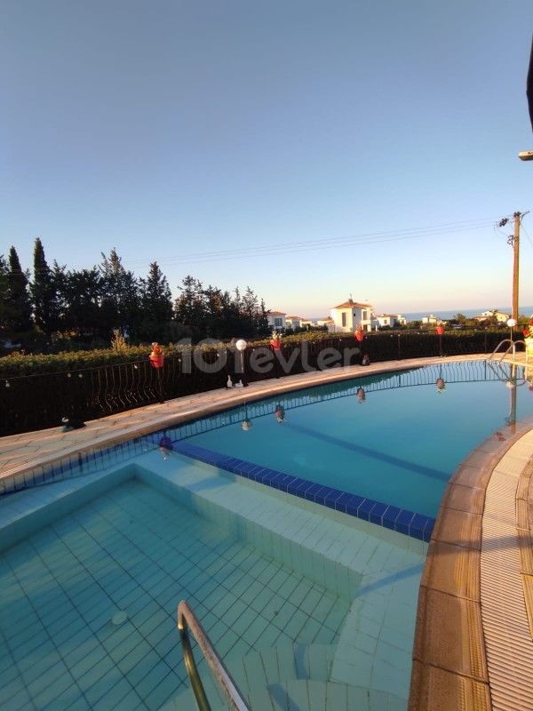 Great location, spacious villa close to everything