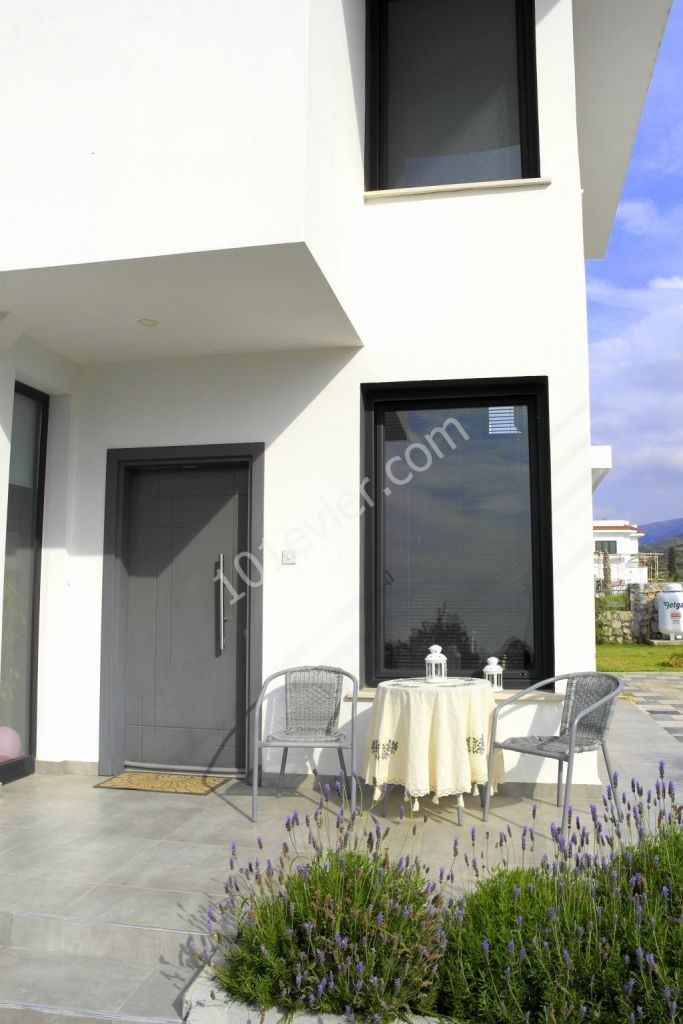 VERY NICE VILLAS  NEAR ACMENYA RESTAURANT IN ALSANCAK!