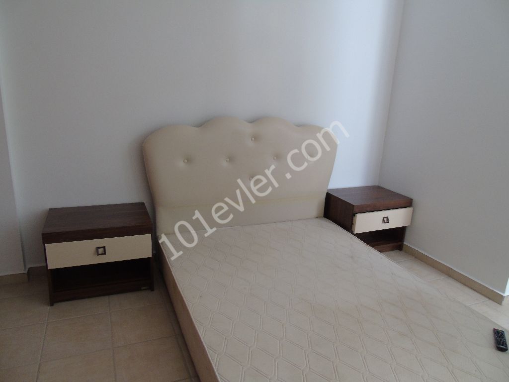 1+1 apartment for rent in Kyrenia centre 