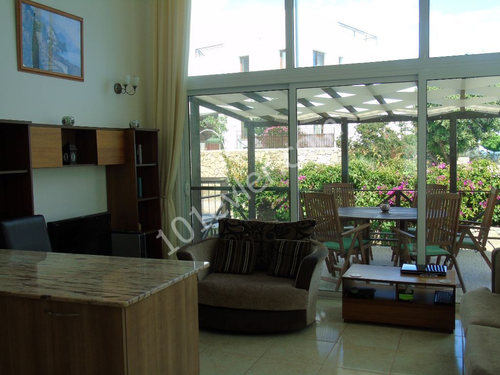 3+1 villa for rent in Karsiyaka/ communal swimming pool 