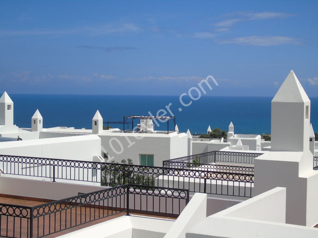 3+1 villa for rent in Karsiyaka/ communal swimming pool 