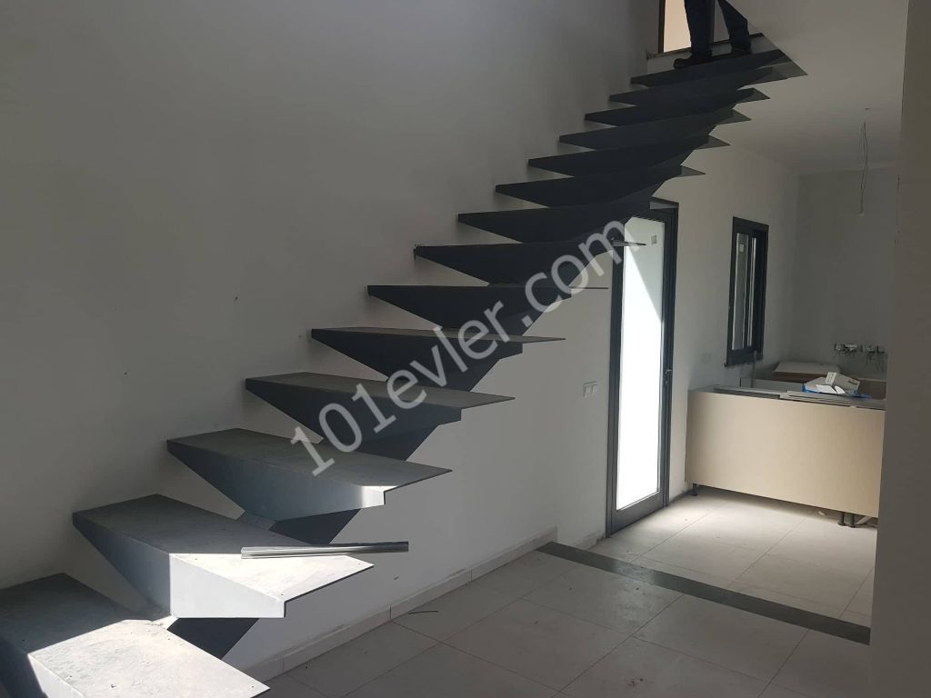 3+1 Villa zum Verkauf in Kyrenia Chatalköy ** 