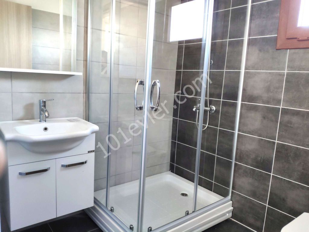 1 + 1 Apartment for sale in Kyrenia Ozankoy ** 