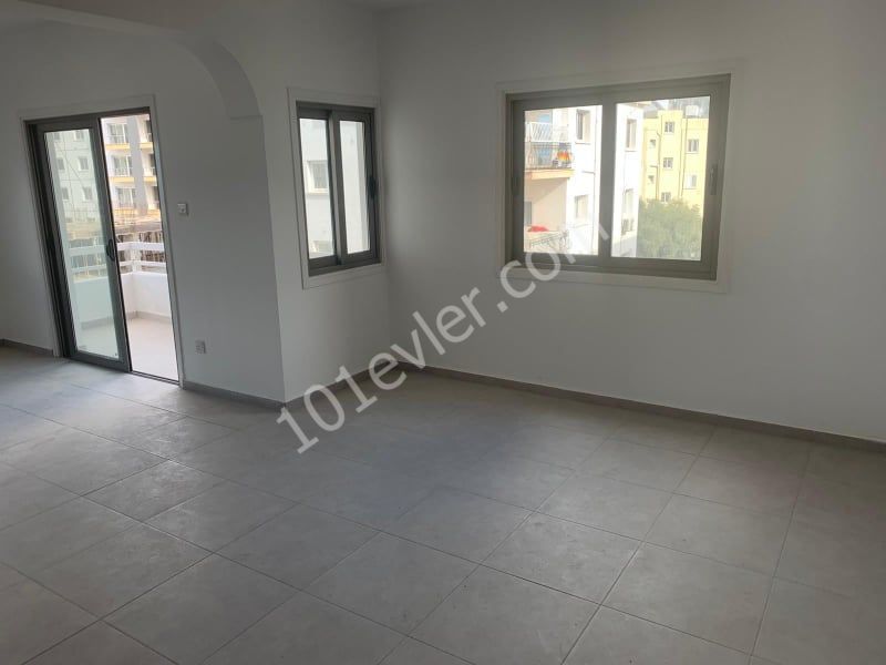 3+ 1 Apartments for sale in Kyrenia Central ** 