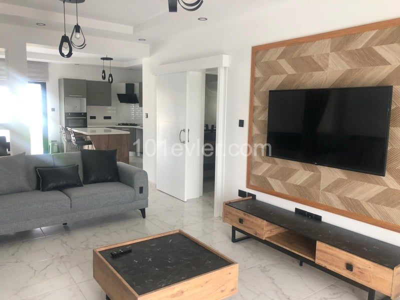 Girne Alsancak'ta 3+1 satılık Villa