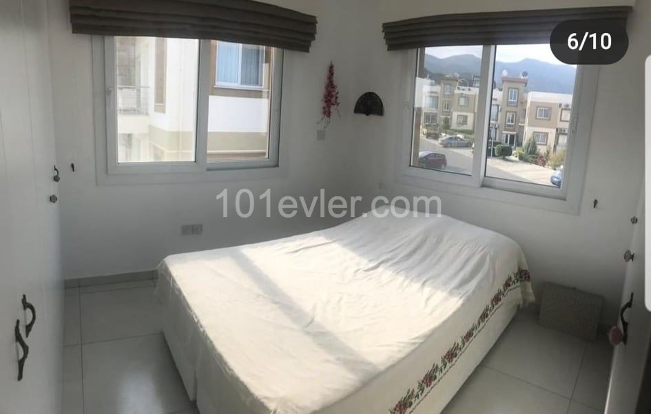 Girne Alsancak'ta 1+1 satılık daire