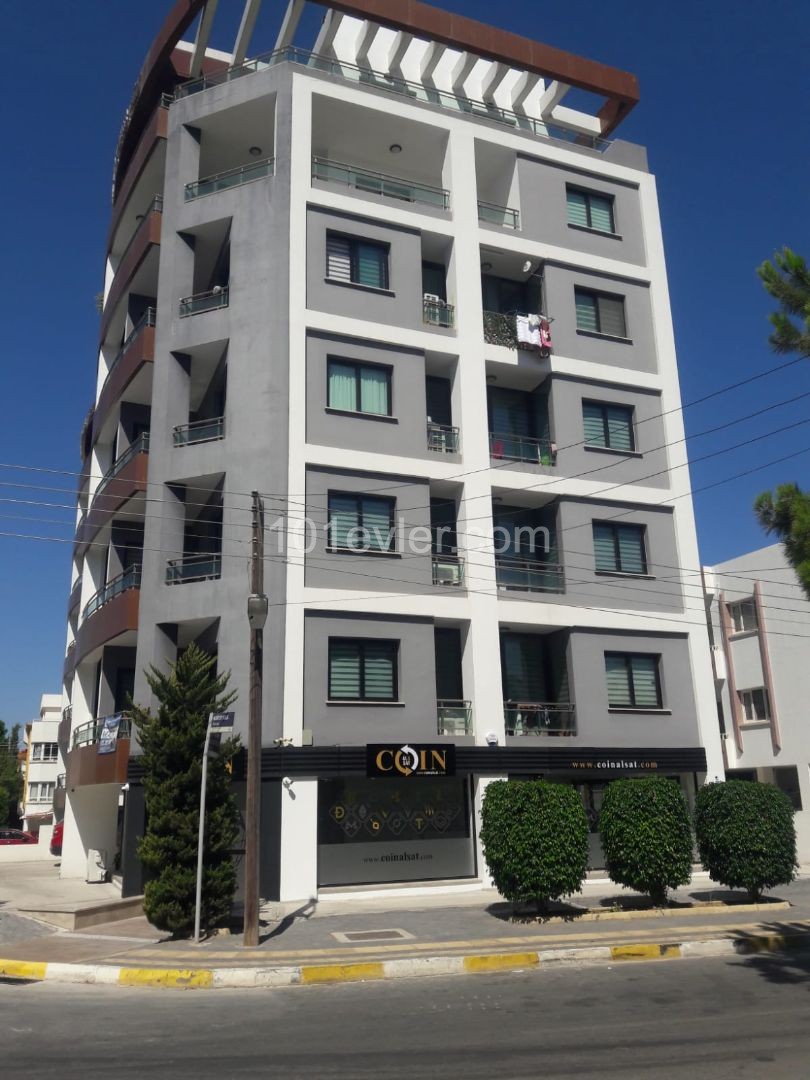 2+1 Wohnung Zu vermieten in Kyrenia Karakum ** 