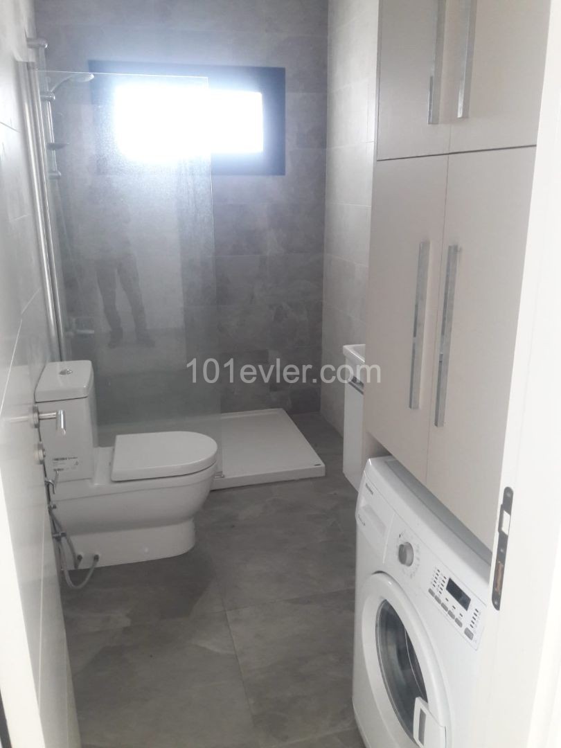 2+1 Wohnung Zu vermieten in Kyrenia Karakum ** 