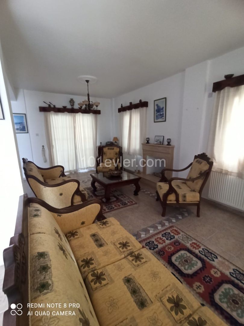 Girne merkez de 3+1 kiralik villa