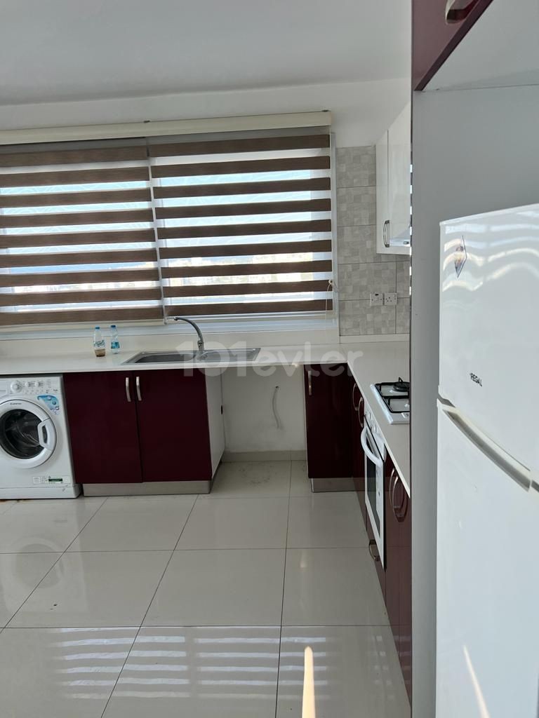 Girne merkezde kiralık  2+1  penthouse