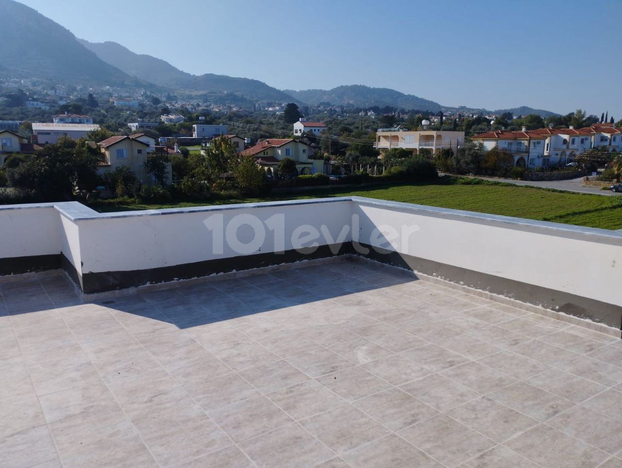 4+1 villa for sale in Girne Karsiyaka (with pool)