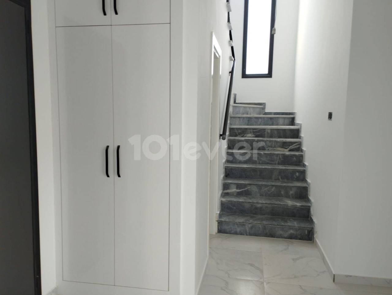 4+1 villa for sale in Girne Karsiyaka (with pool)