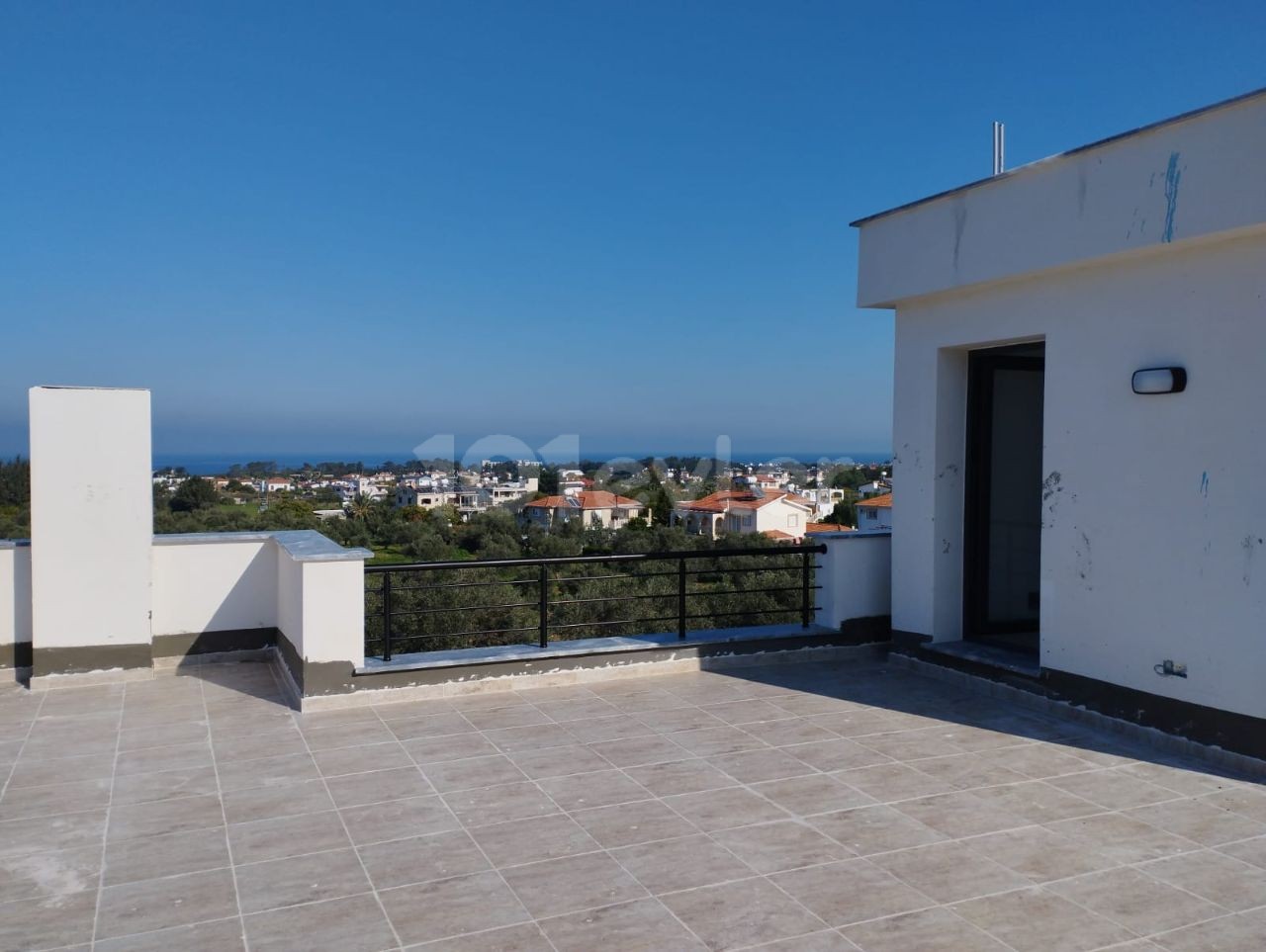 4+1 villa for sale in Girne Karsiyaka (with pool)