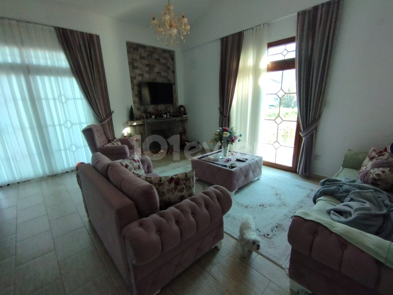 Girne Karşıyaka'da 3+1 Satılık Villa