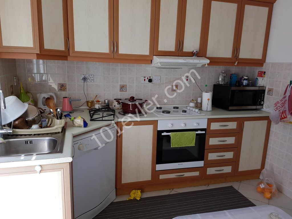 4+1 Penthouse for sale in Kyrenia Central ** 