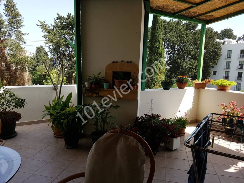 4+1 Penthouse for sale in Kyrenia Central ** 