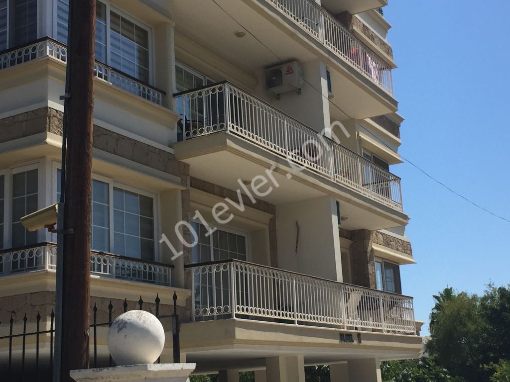 Modern 2 Bedroom apartment in Kyrenia city centre