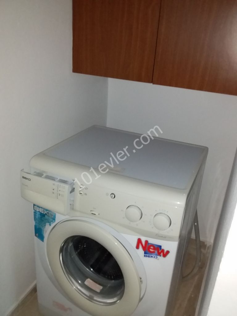 GAZİMAĞUSA MERKEZDE 3+1 KİRALIK DAİRE