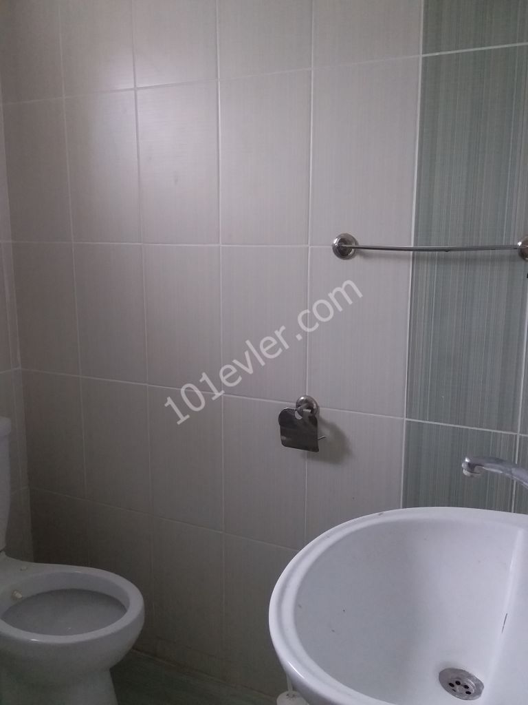 GAZİMAĞUSA TUZLA BÖLGESİNDE KİRALIK 2+1 DAİRE