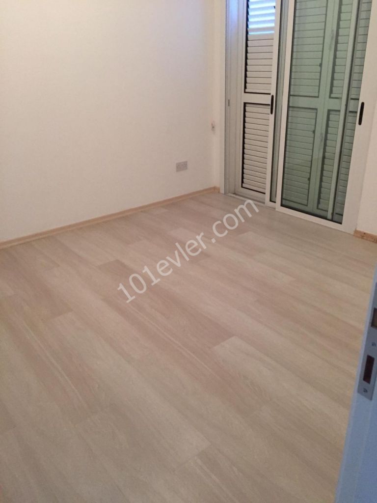 GAZİMAĞUSA MERKEZDE SATILIK 3+1 DAİRE