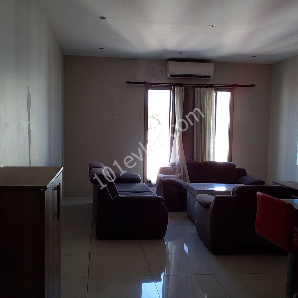 Flat To Rent in Mağusa Merkez, Famagusta