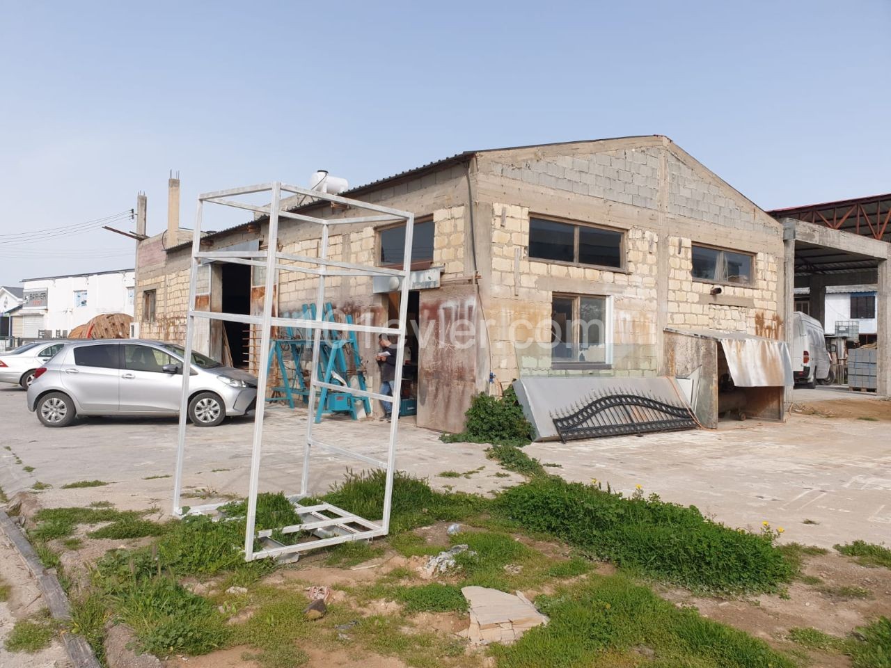 A WORKPLACE FOR RENT IN THE CENTER OF FAMAGUSTA ** 