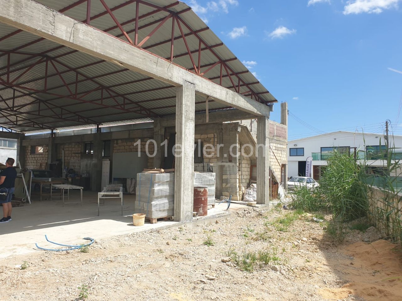 A WORKPLACE FOR RENT IN THE CENTER OF FAMAGUSTA ** 