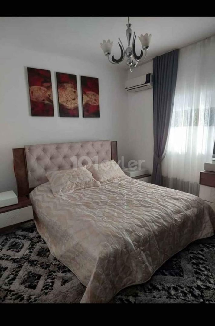 MAĞUSA YENİBOĞAZİÇİ BÖLGESİNDE  SATILIK 3+1  DAİRE