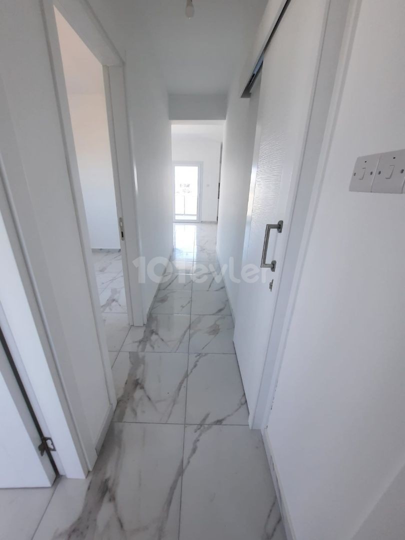 ZU VERKAUFEN 2+1 PENTHOUSE WOHNUNG IN GAZIMAĞUSA ÇANAKKALE REGION