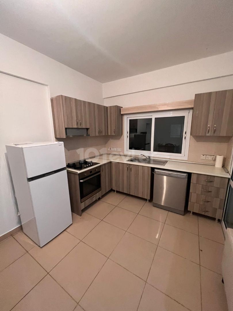 GAZİMAĞUSA MERKEZDE SATILIK 2+1 DAİRE 