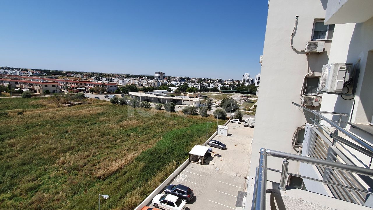 Arena-Apartments 2+1, Yenibogaziçi, Pool und Kinderpark