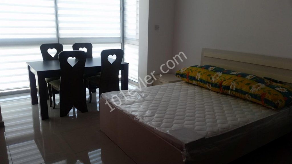 Studio Flat To Rent in Girne Merkez, Kyrenia