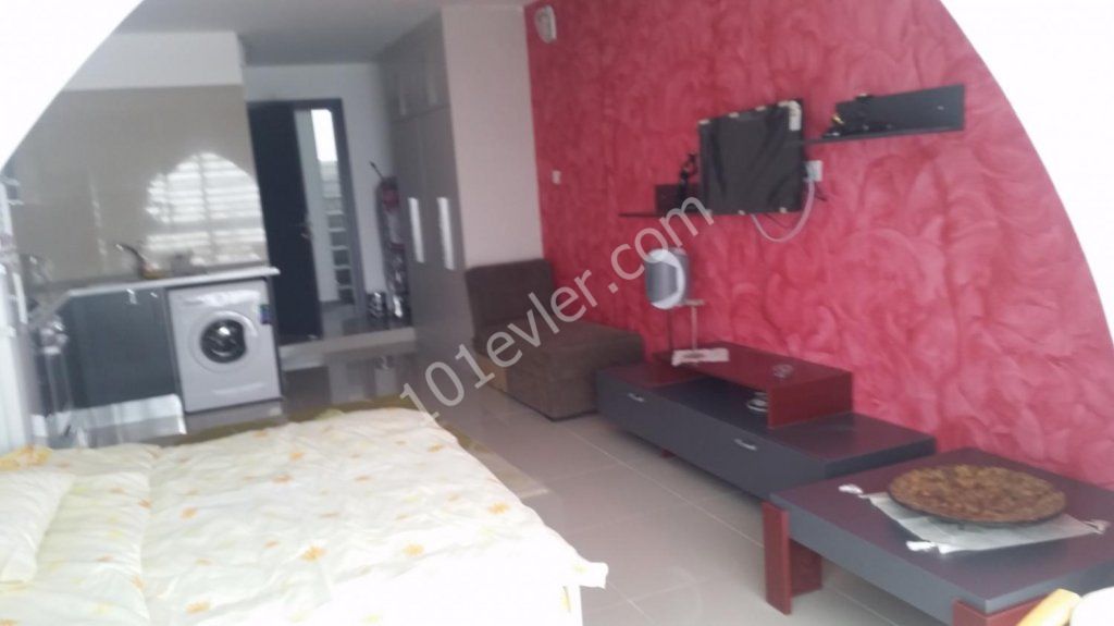 Studio Flat To Rent in Girne Merkez, Kyrenia