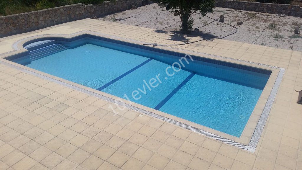 Villa For Sale in Alsancak, Kyrenia