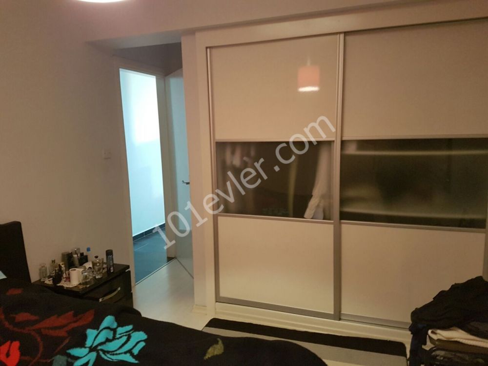 Flat For Sale in Girne Merkez, Kyrenia